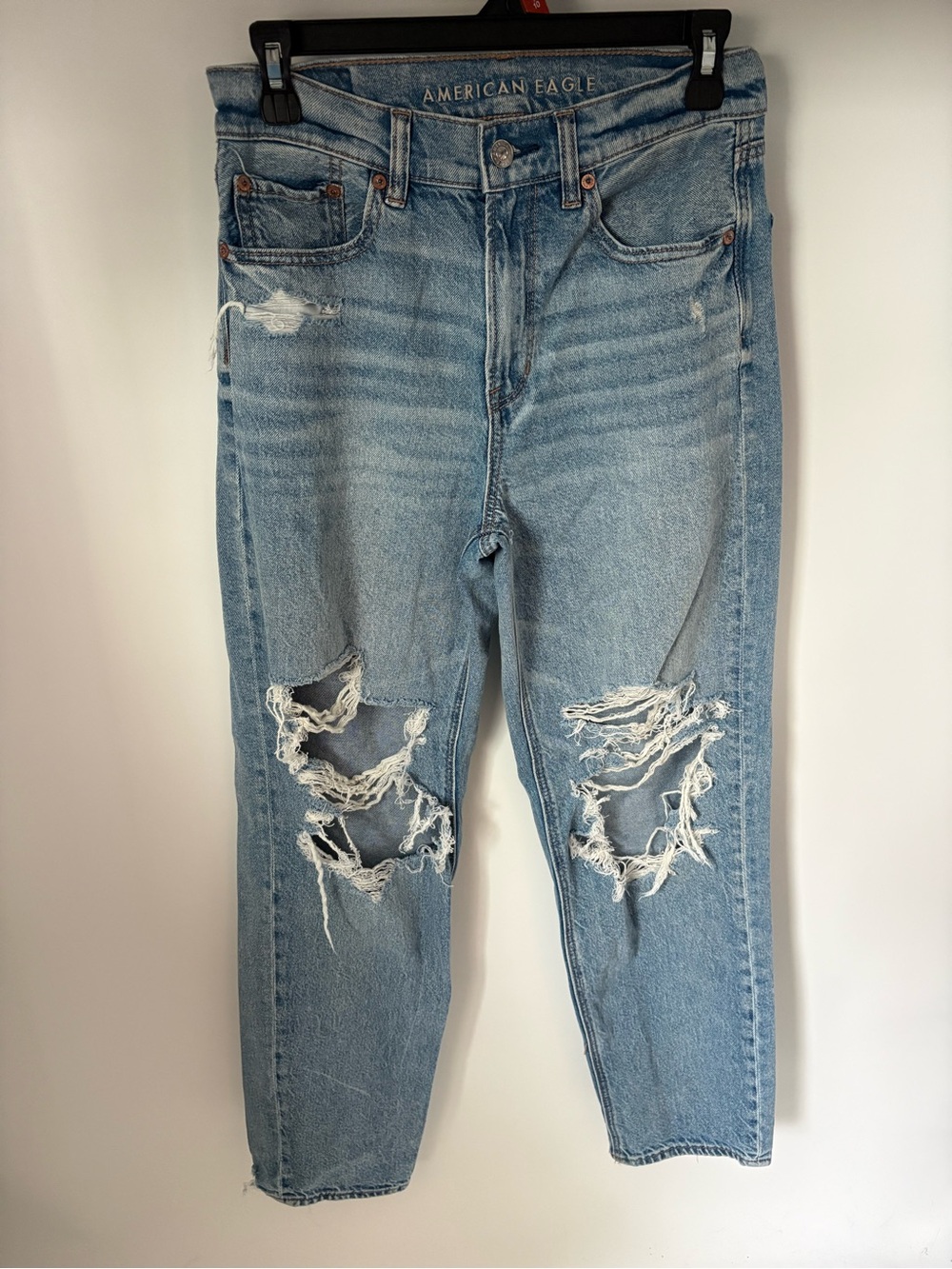 American Eagle Outfitters Women's Light Blue Distressed Boyfriend Jeans